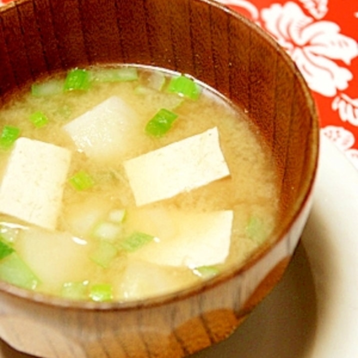 ＊里芋と豆腐のお味噌汁＊